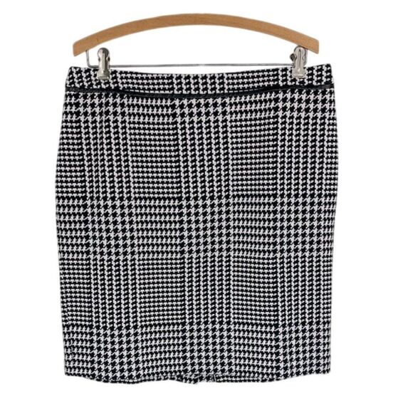 Talbots Houndstooth Skirt Size 14P Classic Ponte Fabric - Picture 4 of 12